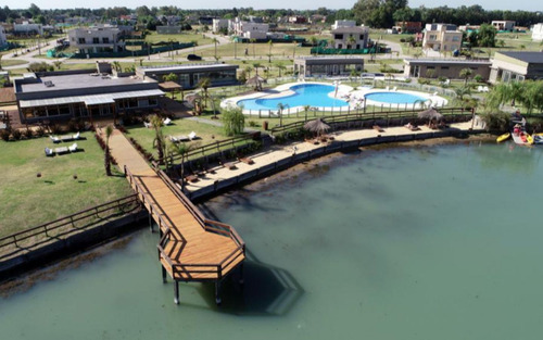 Lote En Venta En Barrio Privado Lagos De Canning I, Canning