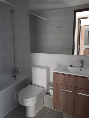 Se Vende Hermoso Depto 2d/2b! Como Nuevo! Excelente Barrio!