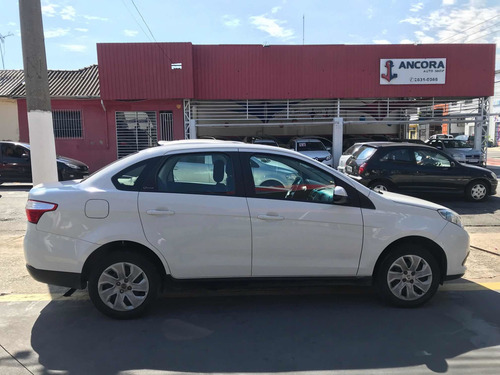 Fiat Grand Siena 2018 1.4 Attractive Flex 4p