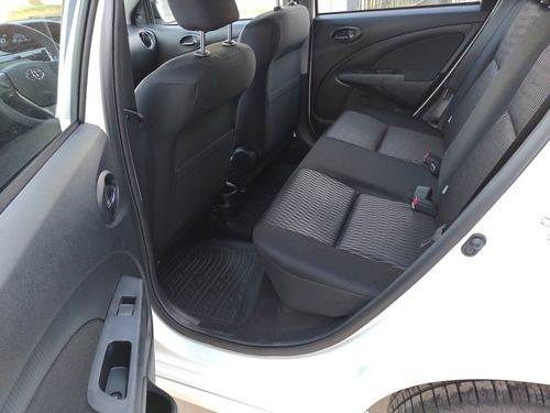 Toyota Etios 1.5 Xls 5p 6mt