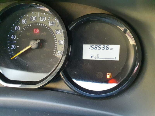Renault Sandero Auth 10