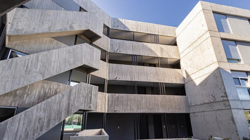 Imagen 20 de 41 de Edificio - Funes