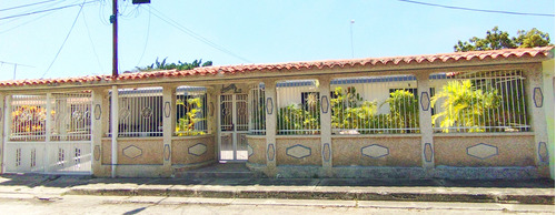 Casa En Venta En Guacara Floresta Norte. Jm- 6302510