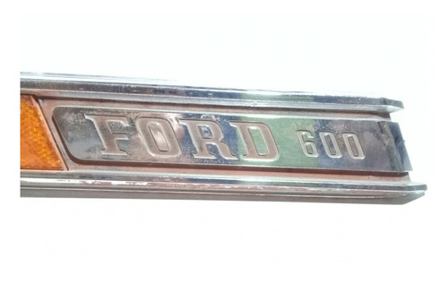 Insignia Ford 600 Camión Original Usada