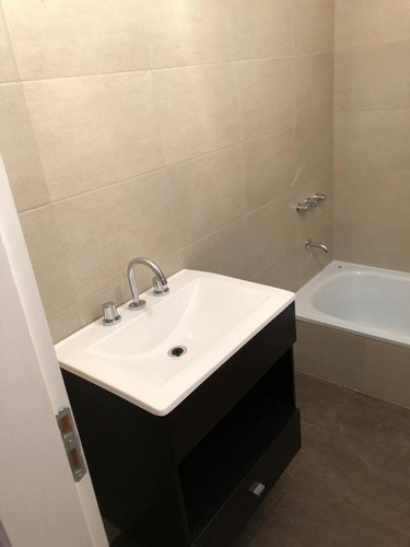 Imagen 4 de 7 de Duplex En Venta En Ituzaingo Norte
