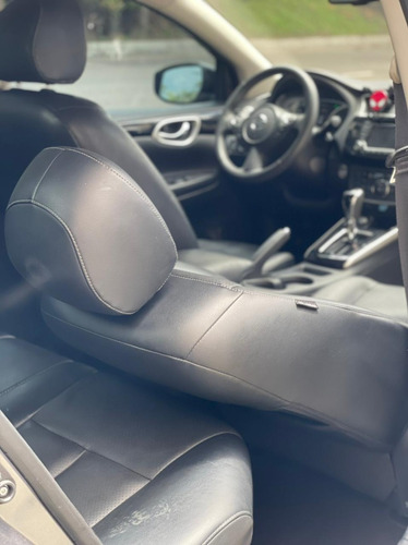 Nissan Sentra Full Exclusive 1.8