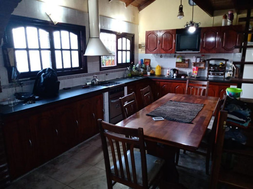 Venta Casa 5 Ambientes En Barrio Zacagnini Mar Del Plata