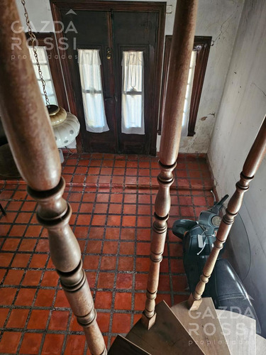 Casa En Venta En Adrogue