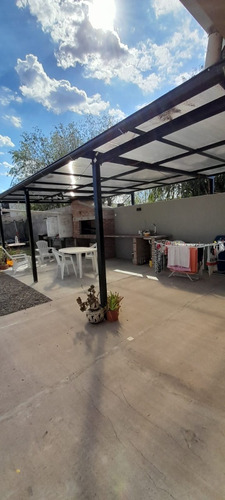 Alquilo Y/o Vendo Casa De 3 Dormitorios Y Amplio Terreno