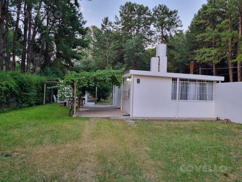 Casa En Venta De 2 Dormitorios En Balneario ZagarzazĂș Carmelo