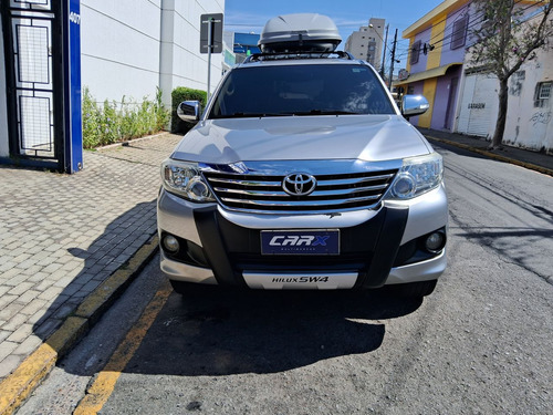 Toyota Hilux SW4 2.7 16V 4P FLEX SR 7 LUGARES AUTOMÁTICO