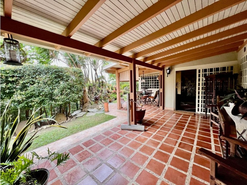 Se Vende Pb 219m2+322m2 3h+s/5b/3p Los Samanes