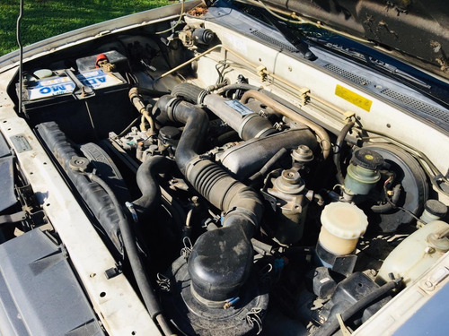 Isuzu Pickup 2.5td Aa