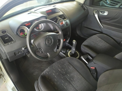 Renault Megane Grand Tour Mégane 1.6 Dynamique 16v Flex 4p