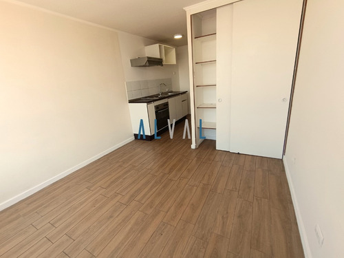 Home Studio En General Gana 1063, Santiago.
