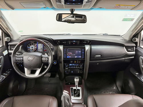 Toyota Hilux SW4 2.8 Srx 177cv 4x4 7as At