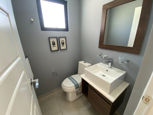 Imagen 2 de 22 de Casa En Venta Queretaro Con Pasillo Lateral Sureste