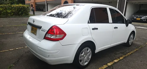 Nissan Tiida 1.6