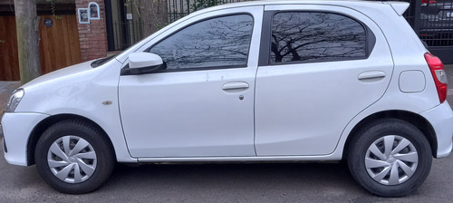 Toyota Etios 1.5 Xs