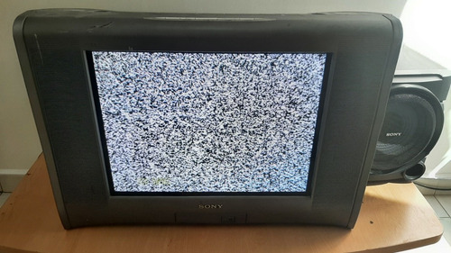 Imagen 2 de 3 de Televisor Sony Antiguo