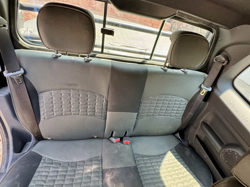 RAM 700 1.6 Club Cab Adventure Mt