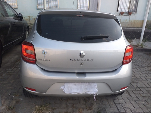 Renault Sandero 2015 1.0 16v Authentique Hi-flex 5p