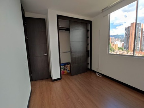 Imagen 8 de 24 de Apartamento En Arriendo Castropol 622-16541