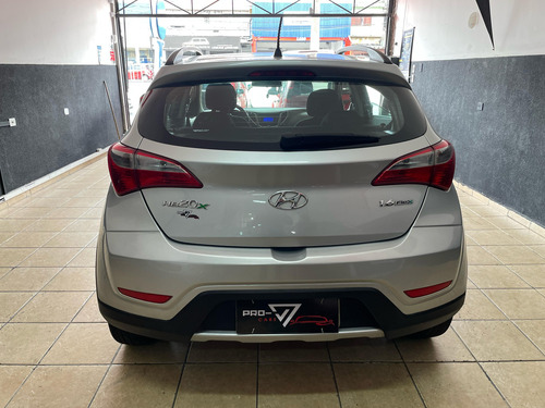 Hyundai HB20X 1.6 Style Flex 5p