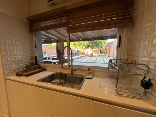 Venta De Casa Moderna En Tortuguitas