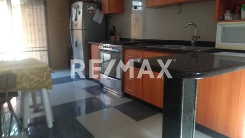 Imagen 10 de 18 de Liliana Martinez Remax Casa En Venta En Urb. Trigal Norte Cd 134343