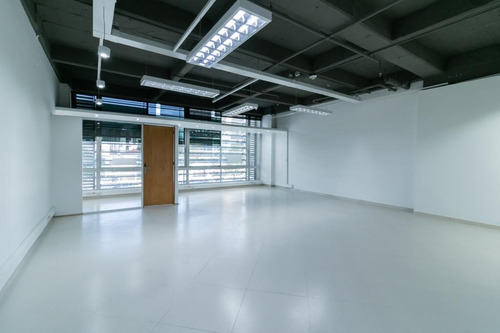 Imagen 7 de 17 de Oficina En Arriendo En Bogotá Santa Bibiana-usaquén