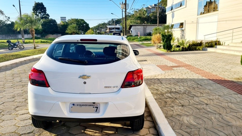 Chevrolet Onix 2015 1.4 Ltz Aut. 5p