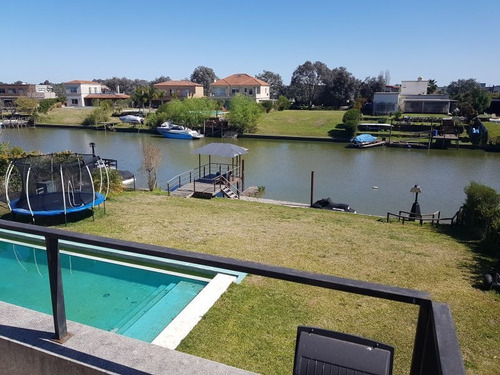 Imagen 15 de 16 de Casa Al Río Con Amarra! Orientación N.o - San Marco Vn