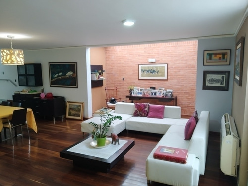 Imagen 2 de 11 de Venta Casa Guataparo 1600mts. Angie Quintero 0414 4185517. Codigo 423428