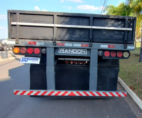 Carreta Carga Seca 3 Eixos / Randon 83/83 Preta