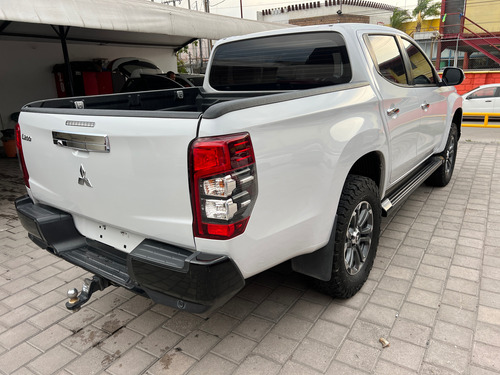 Mitsubishi L200 2.5 Di-D Cabina Doble 4X4 At