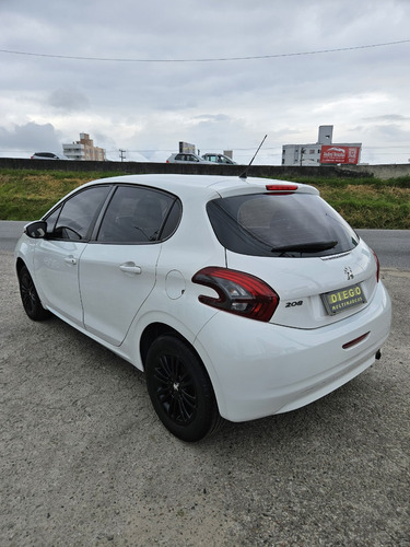 Peugeot 208 Active 1.2 flex