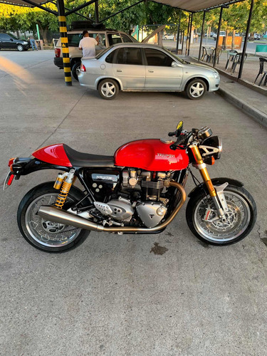 Triumph Thruxton 1200r