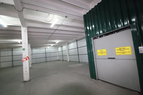 Oficina Con Bodegas En Recinto Logístico Del Sector De Macul