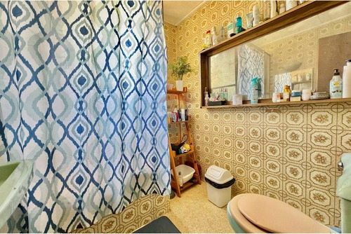 Casa 2 Pisos Amplio Terreno Con Uso Comercial