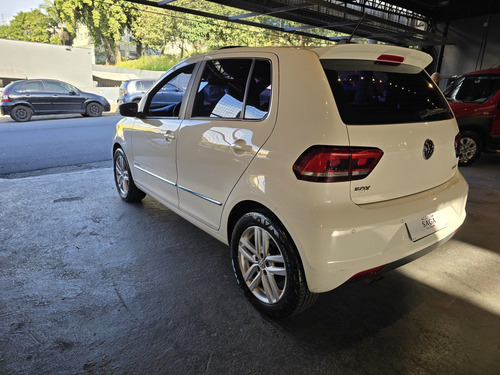 Volkswagen Fox 1.6 MSI HIGHLINE 16V FLEX 4P AUTOMATIZADO