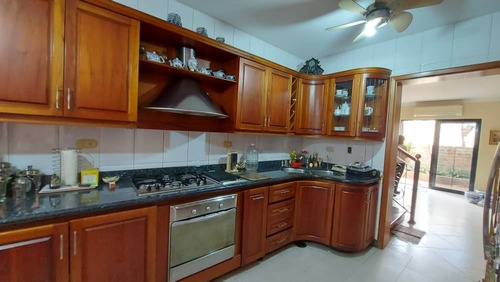 Imagen 2 de 9 de En Venta Tonwhouse En Valles De Camoruco Residencias Villas De Corozal Yasmin Roa Cod 172944