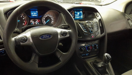 Imagen 11 de 15 de Ford Focus S 1.6 2014