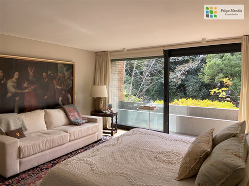 En Condominio, Como Nueva, 3 Dorm.3 Bños. Servicio Completo.