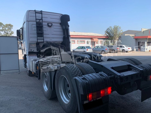 Imagem 7 de 14 de Mercedes Actros 2546 6x2t