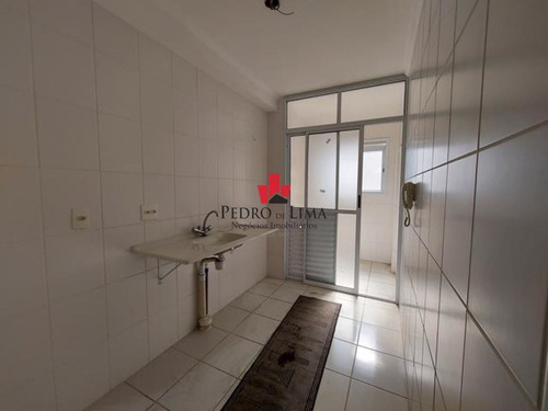 Imagem 3 de 15 de Apartamento De 3 Dormitórios, 1 Suíte, 1 Vaga E 63 M², Na Penha. - Pe34863