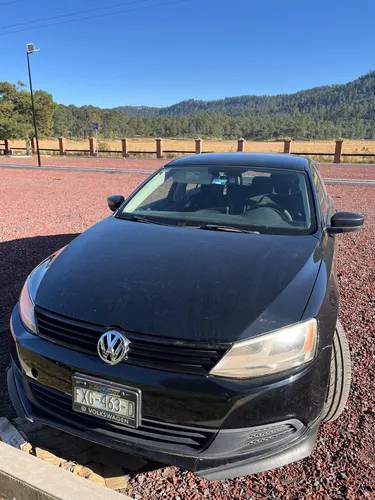 Volkswagen Jetta 2.0 L4 Mt