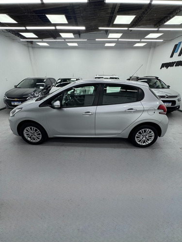 Peugeot 208 1.6 Allure