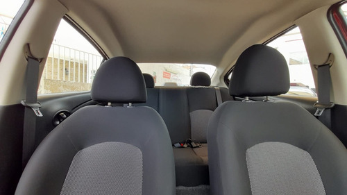 Imagen 4 de 14 de Nissan Versa Drive 2018