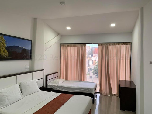 Hotel En Venta Playa Grande Es25-8854